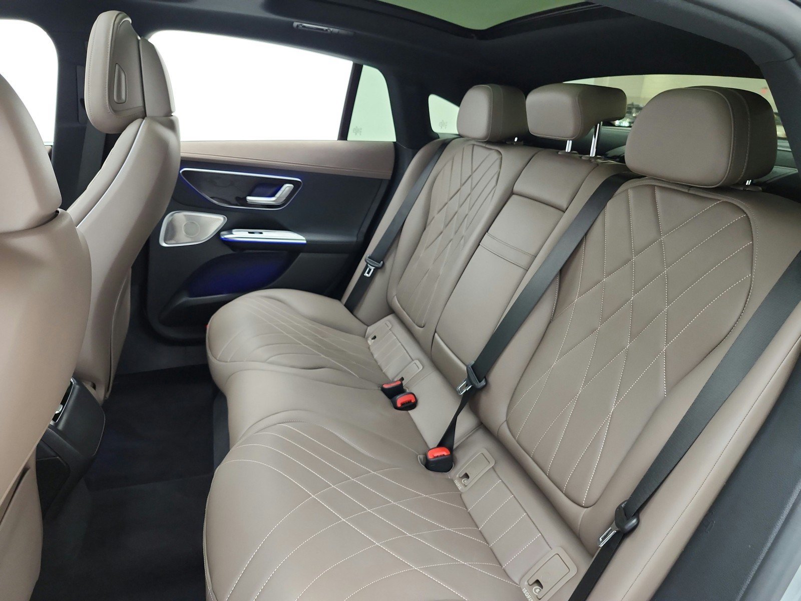Certified 2023 Mercedes-Benz EQE 350+ 4MATIC Sedan image 16