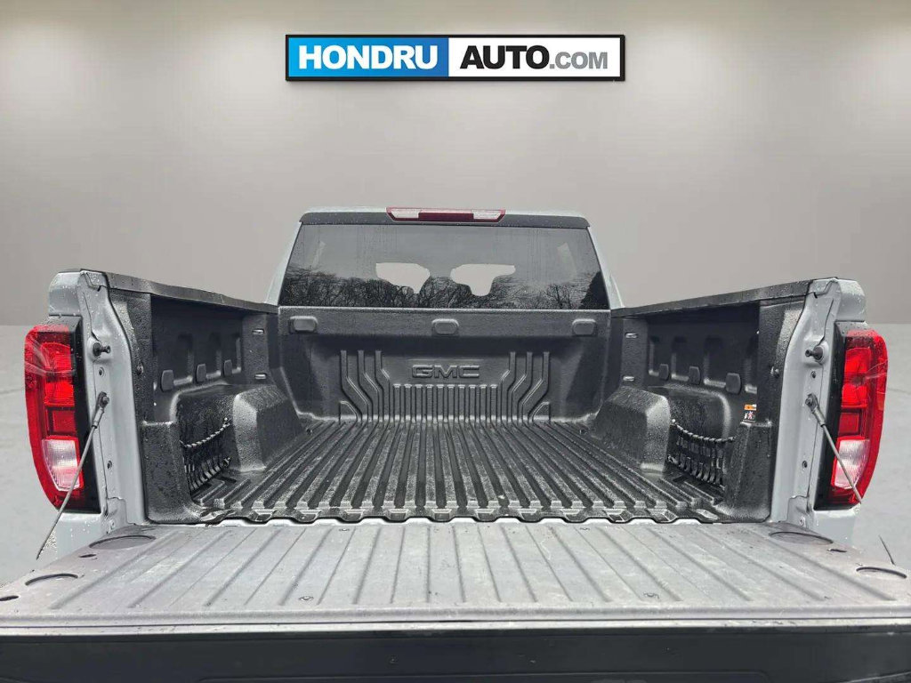 Used 2024 GMC Sierra 1500 Elevation image 9