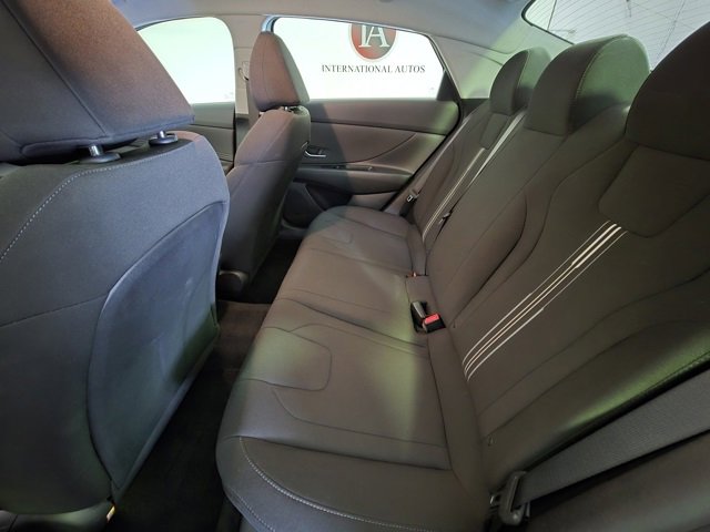 Certified 2023 Hyundai Elantra SEL w/ Convenience Package image 11