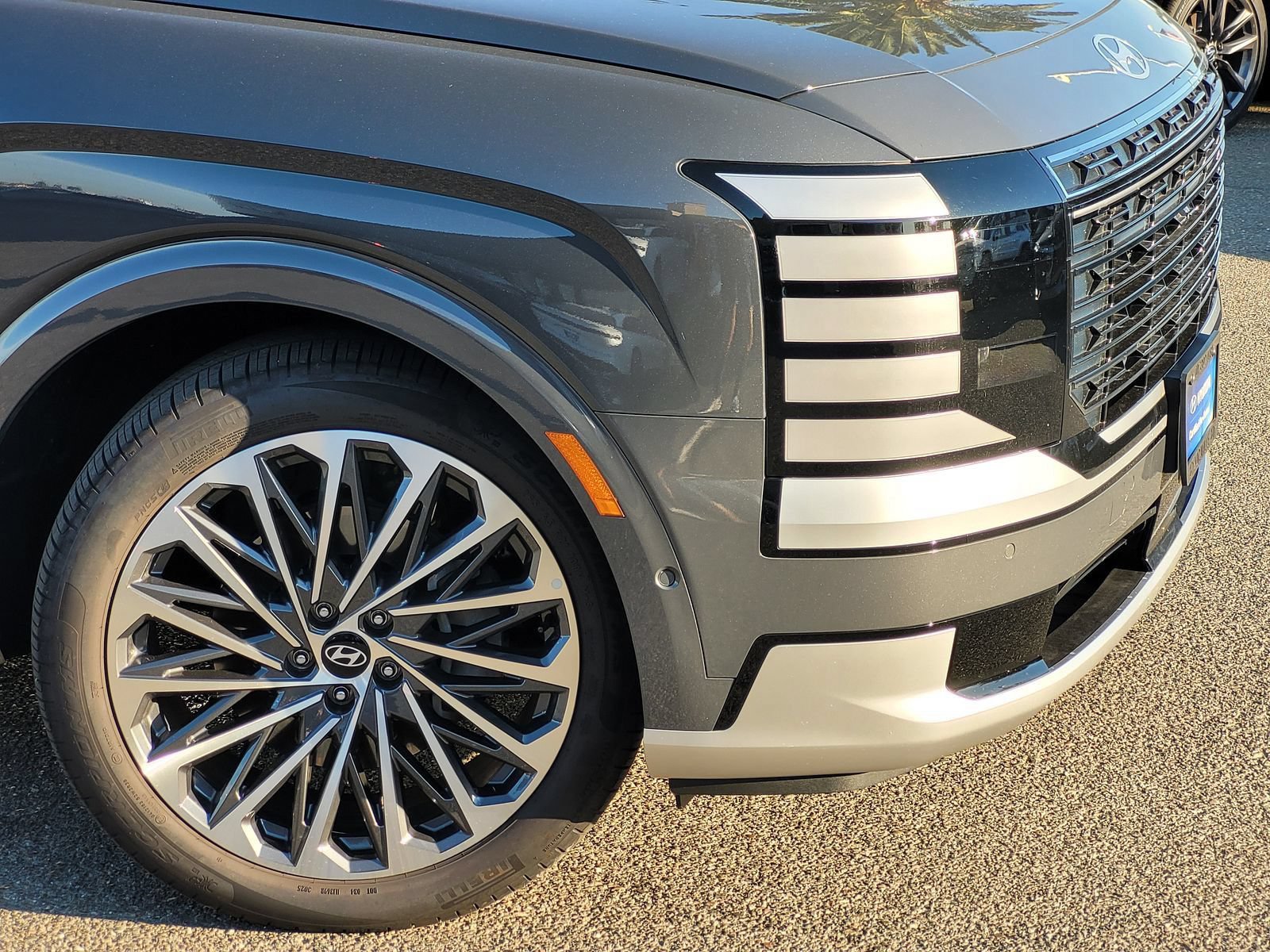 Certified 2026 Hyundai Palisade Calligraphy AWD/4WD image 3