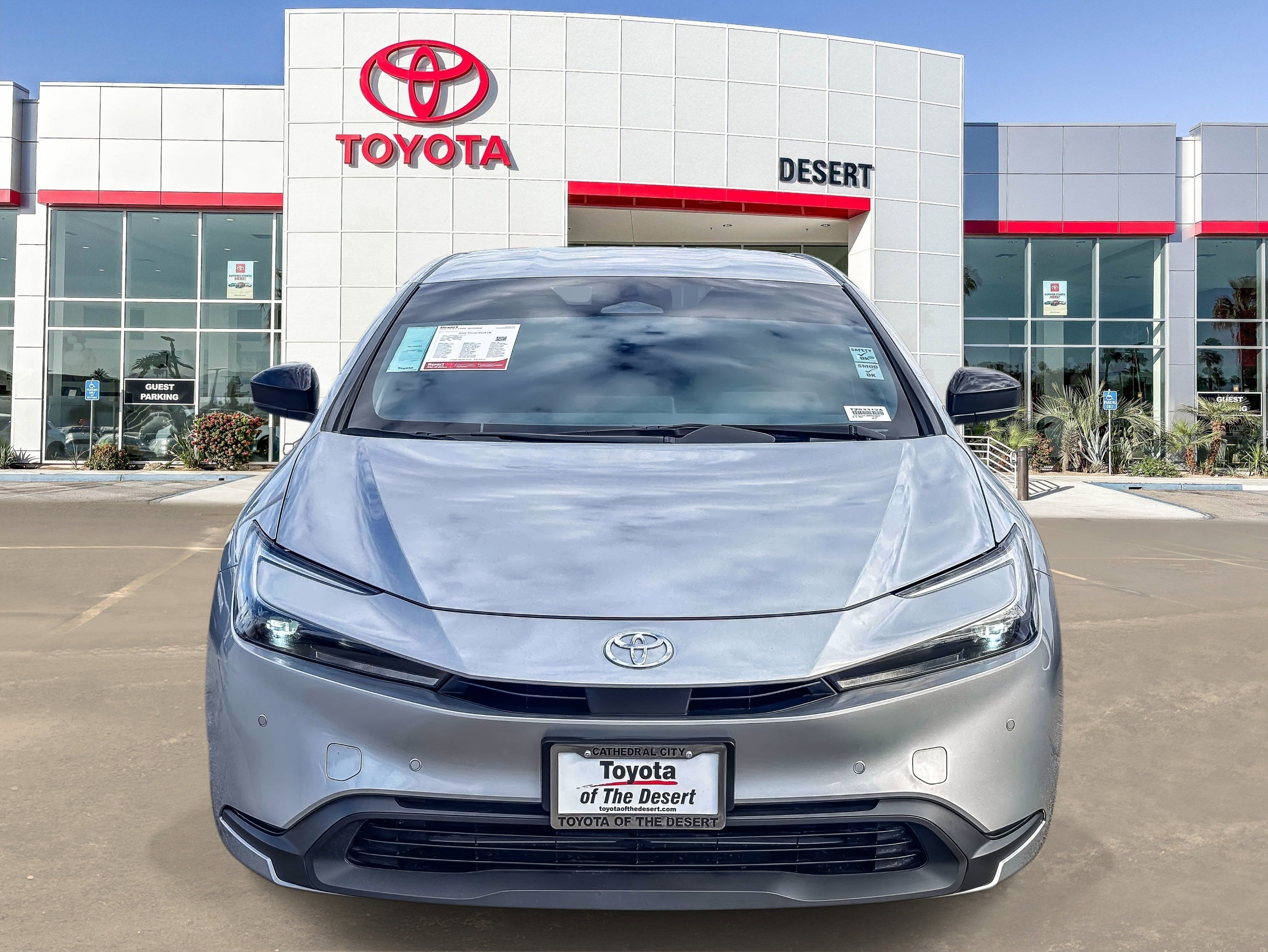 Used 2024 Toyota Prius LE image 2