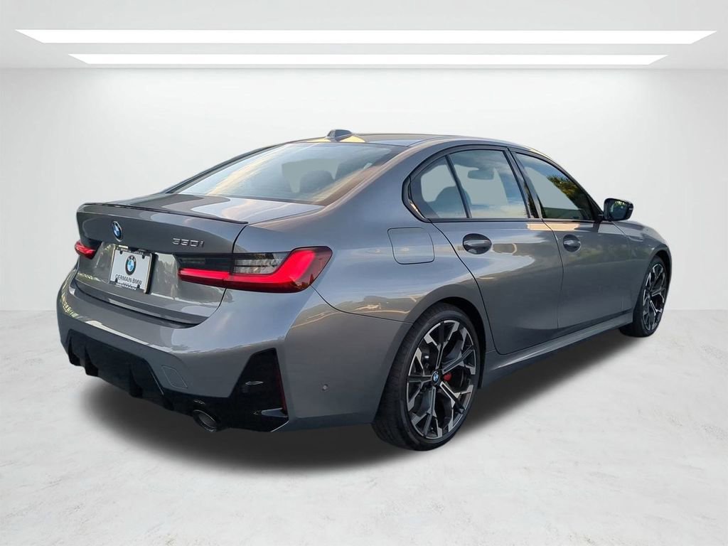 New 2026 BMW 330i Sedan w/ M Sport Package image 4