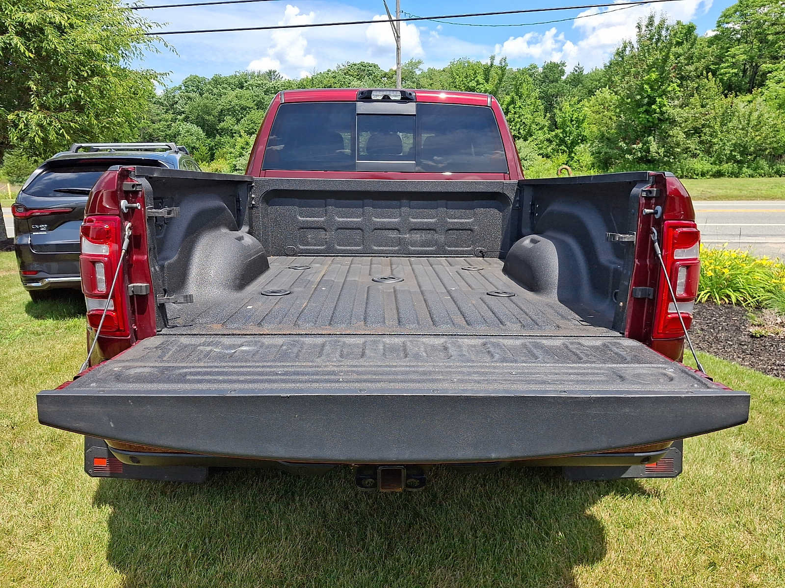 Used 2024 RAM 3500 Limited w/ Towing Technology Group AWD/4WD image 31