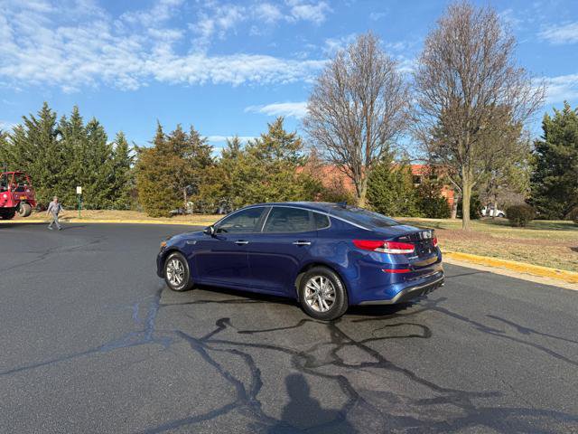 Used 2019 Kia Optima LX image 3