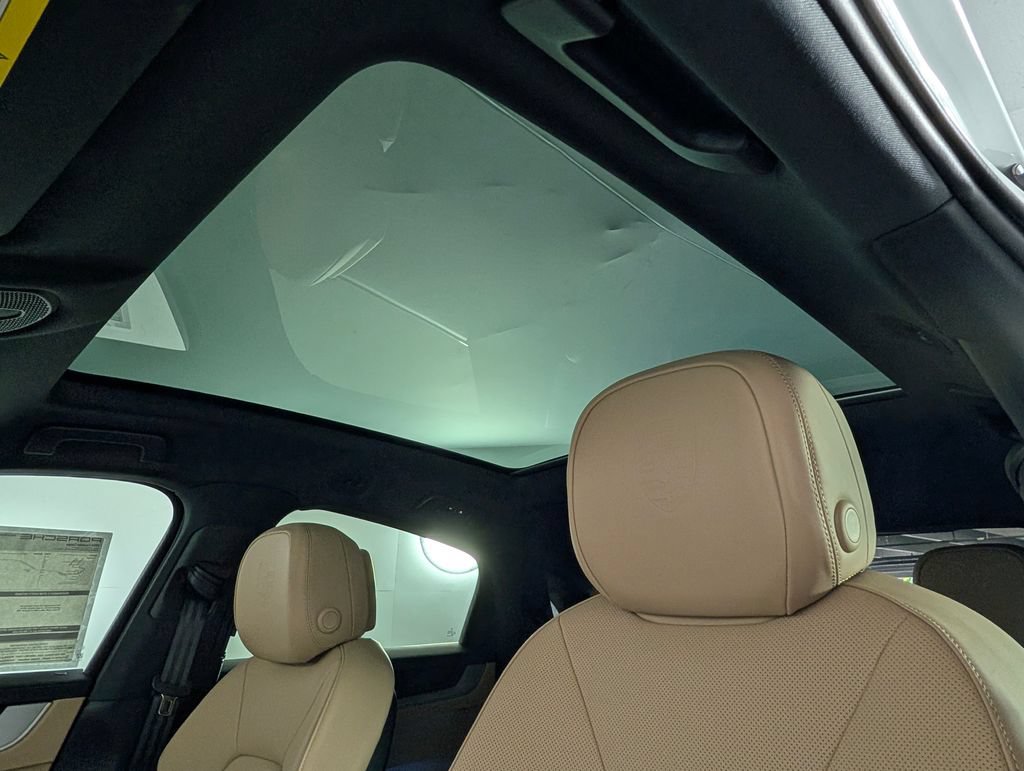New 2026 Porsche Cayenne Coupe AWD/4WD image 29