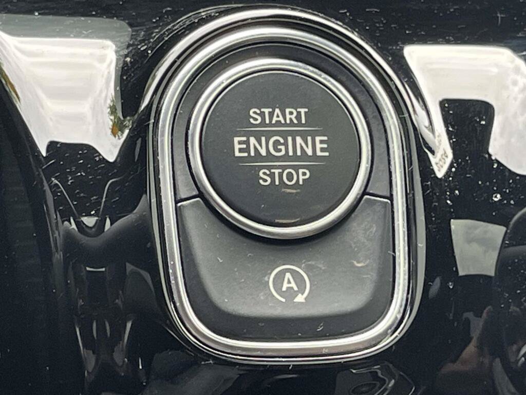 Certified 2024 Mercedes-Benz CLA 250 4MATIC image 38