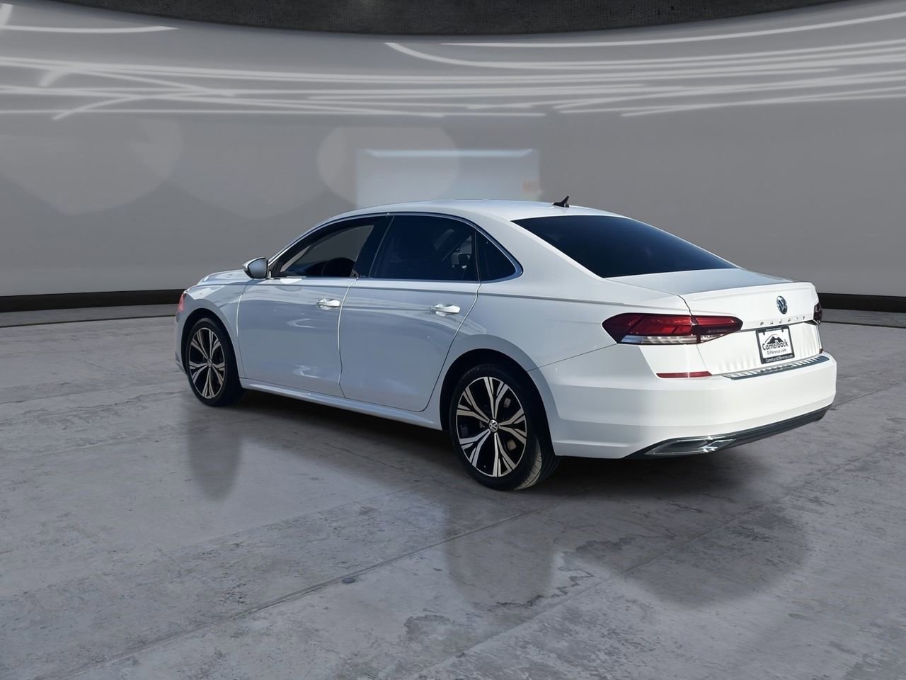 Used 2022 Volkswagen Passat 2.0T SE FWD image 4