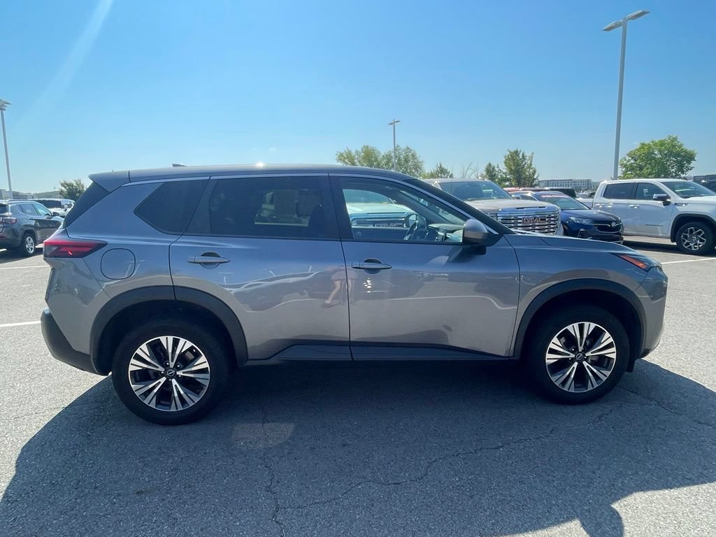Used 2023 Nissan Rogue SV AWD/4WD image 8