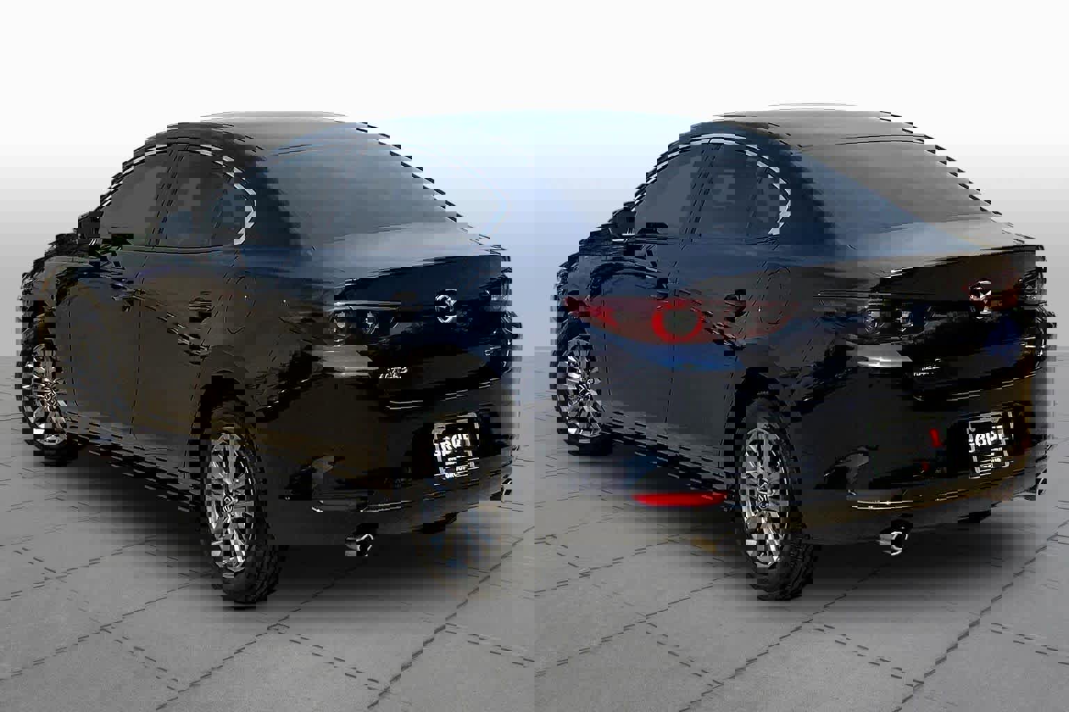 Used 2025 MAZDA MAZDA3 s image 12