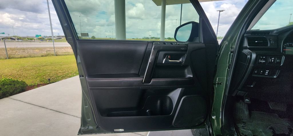 Used 2020 Toyota 4Runner TRD Pro AWD/4WD image 13