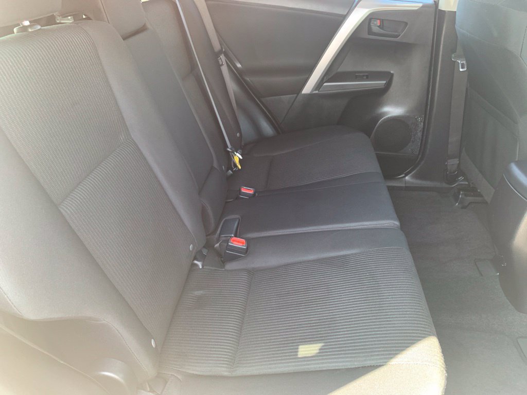 Used 2016 Toyota RAV4 LE AWD/4WD image 22