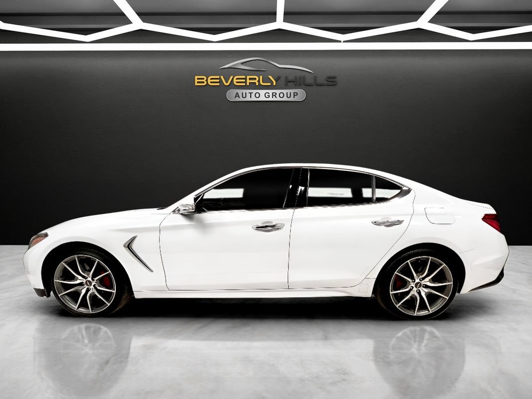 Used 2019 Genesis G70 2.0T Sport RWD image 2