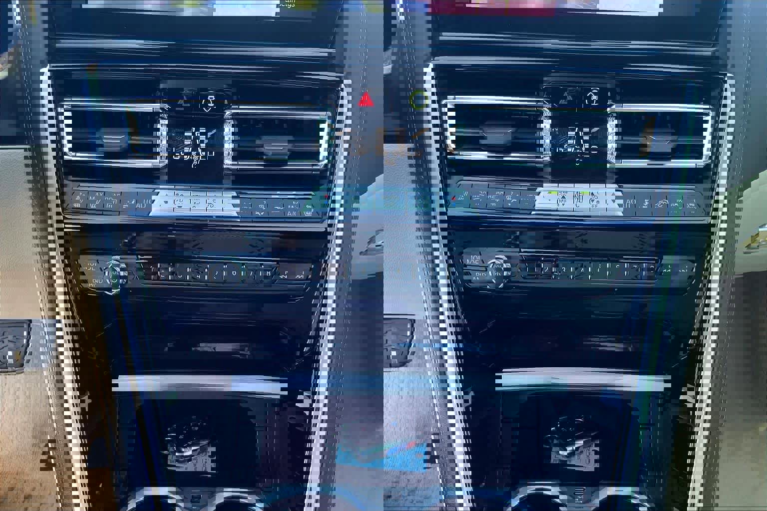 Used 2023 BMW 840i Coupe RWD image 31