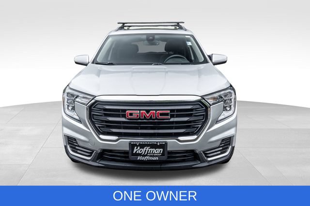Used 2022 GMC Terrain SLE w/ Driver Convenience Package AWD/4WD image 3