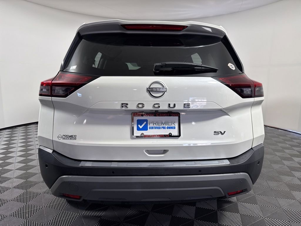 Used 2023 Nissan Rogue SV image 7