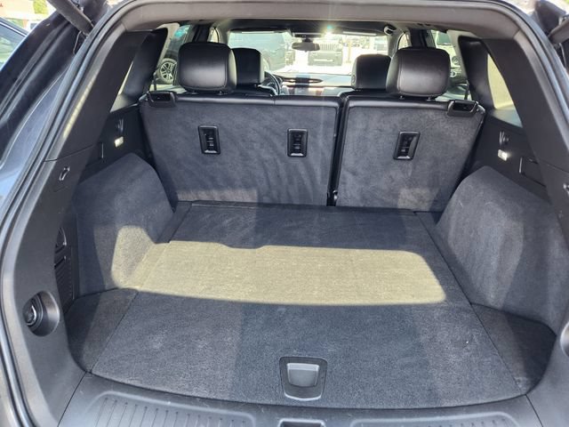 Used 2023 Cadillac XT5 Luxury AWD/4WD image 6