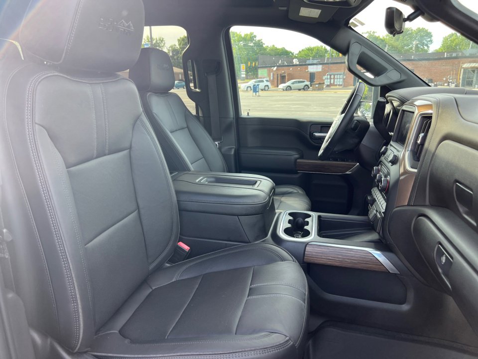Used 2020 Chevrolet Silverado 3500 High Country w/ Z71 Off-Road Package AWD/4WD image 32