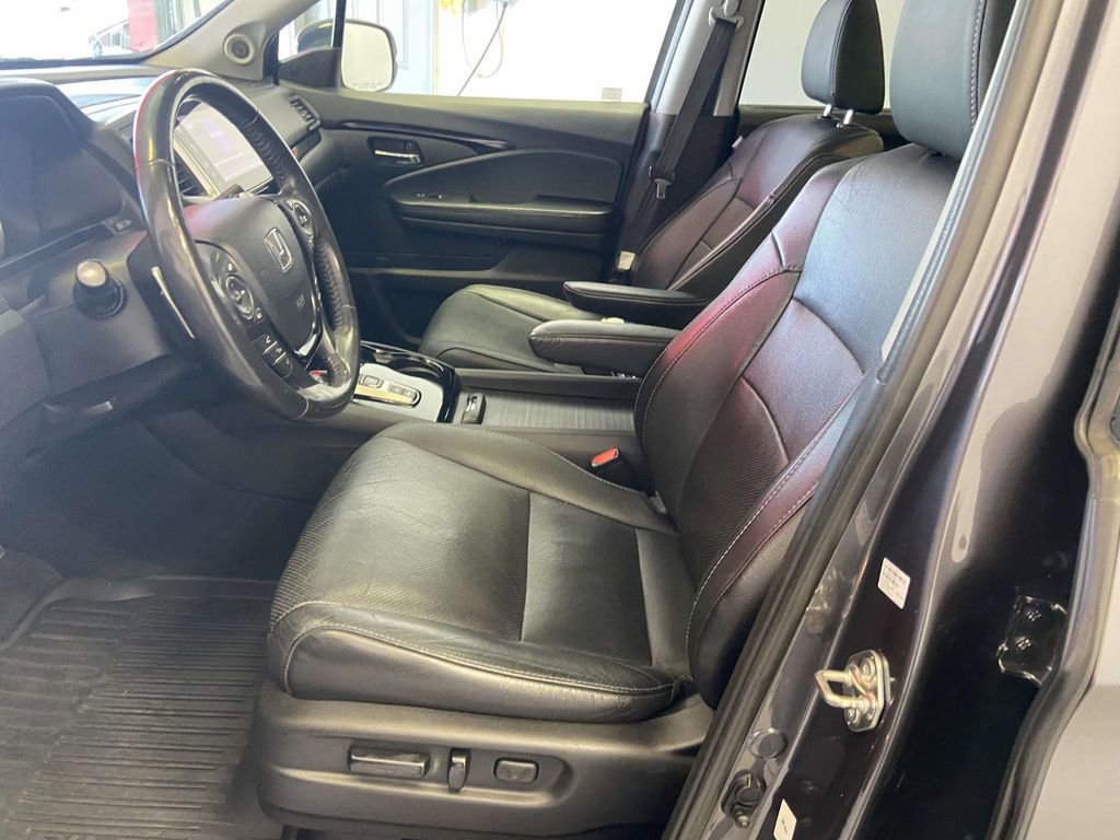 Used 2018 Honda Pilot Elite image 18