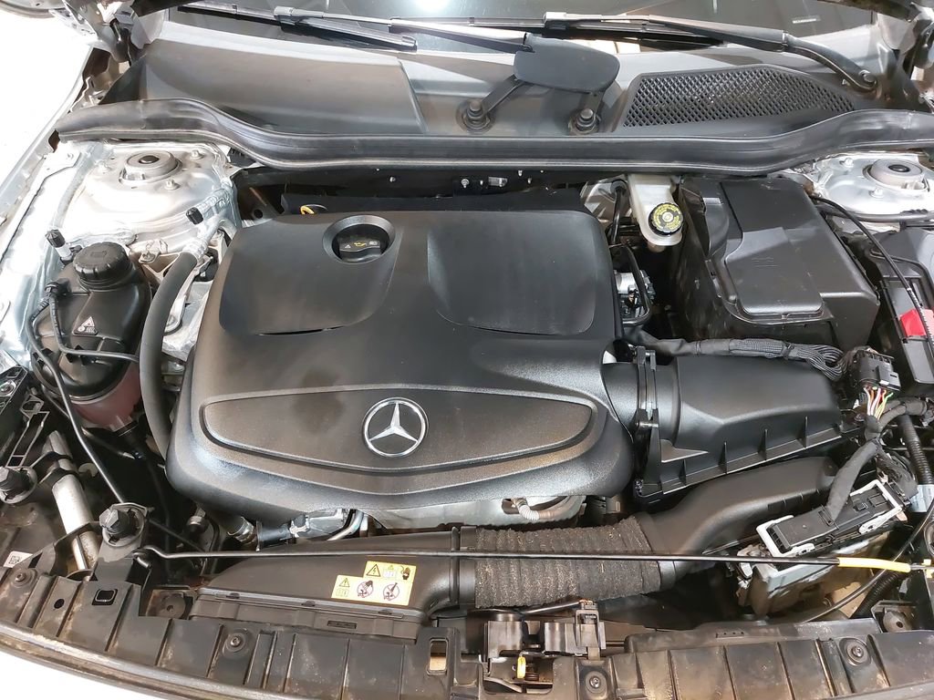 Used 2019 Mercedes-Benz GLA 250 image 32