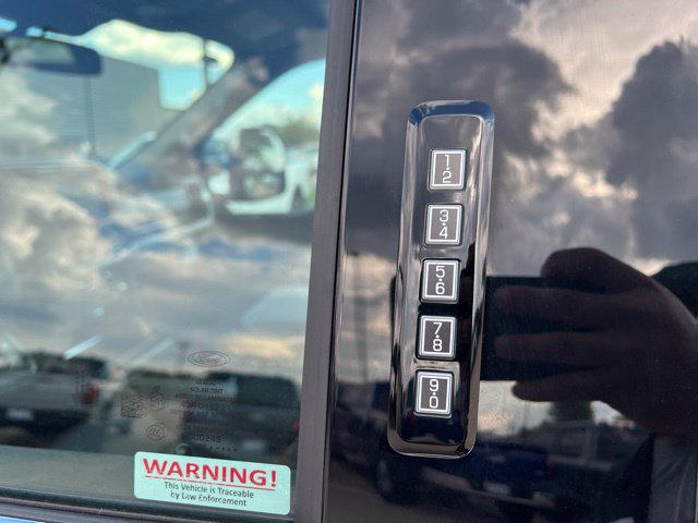 New 2027 Ford F250 Lariat w/ Chrome Package AWD/4WD image 9