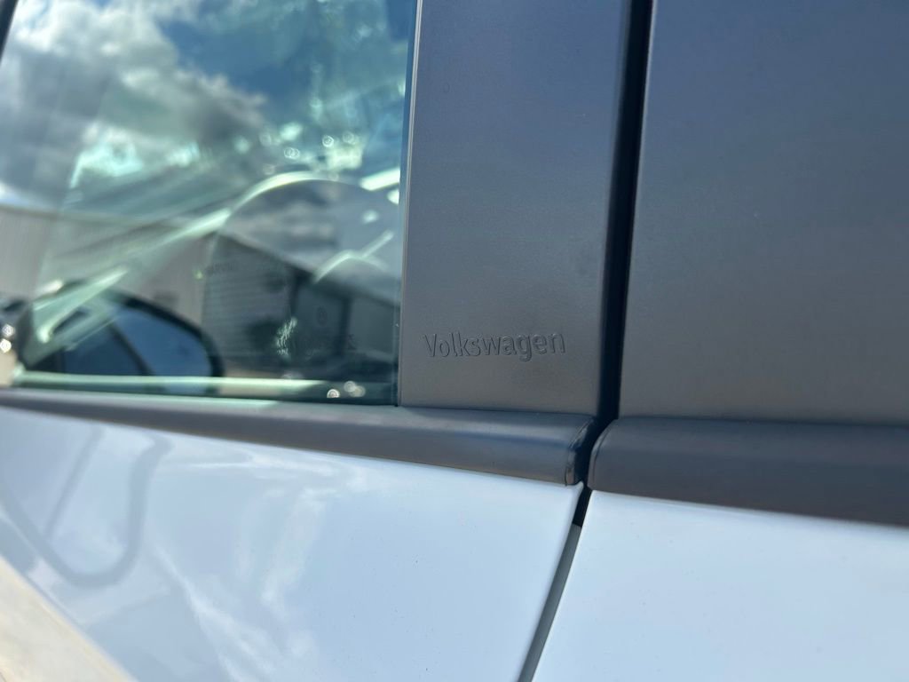 Used 2022 Volkswagen Taos S w/ IQ Drive S Package image 28