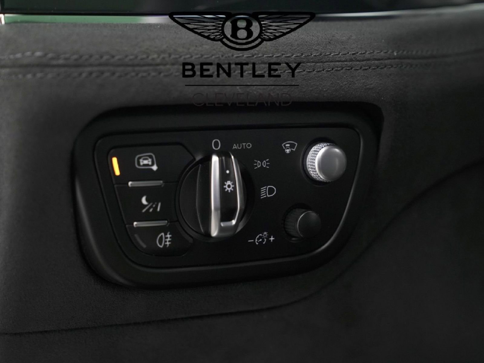 Used 2023 Bentley Bentayga Speed AWD/4WD image 23