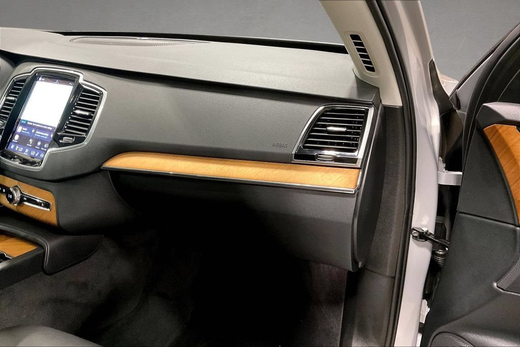 Certified 2023 Volvo XC90 B6 Plus w/ Protection Package Premier AWD/4WD image 27