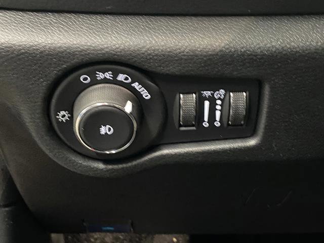 New 2026 Chrysler Pacifica Limited w/ S Appearance Package image 31