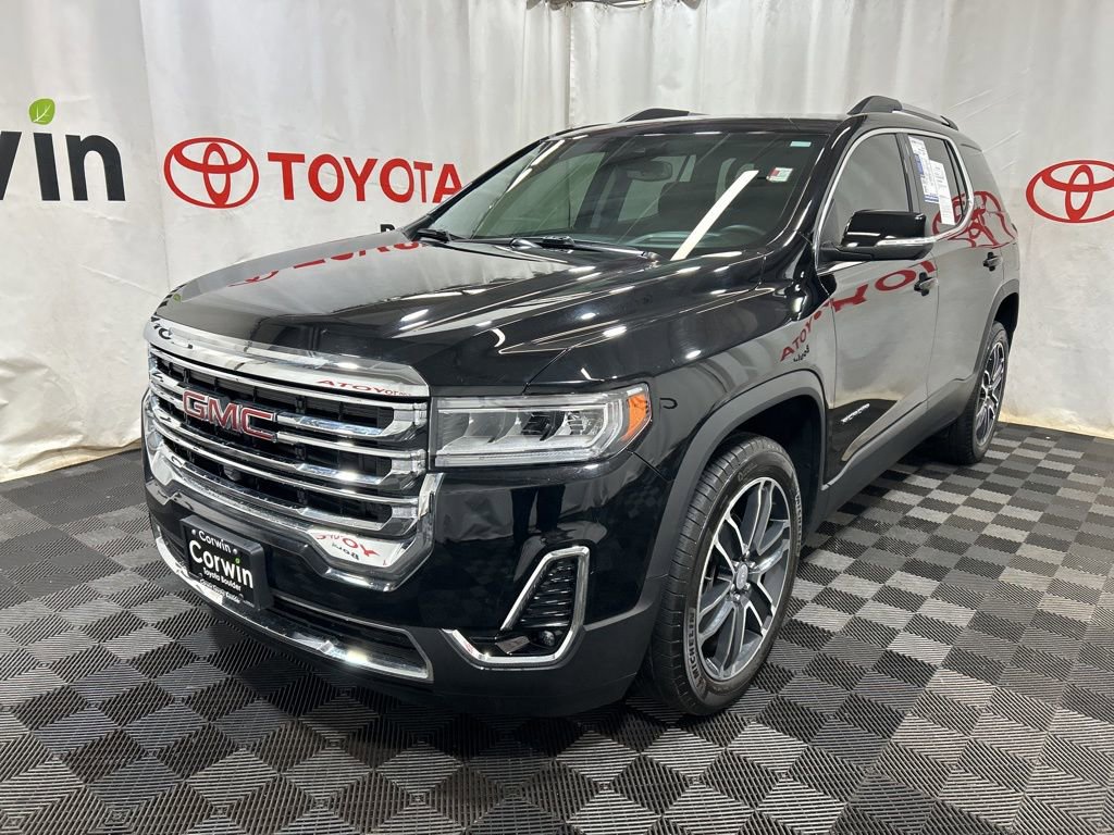 Used 2023 GMC Acadia SLT w/ Technology Package image 3