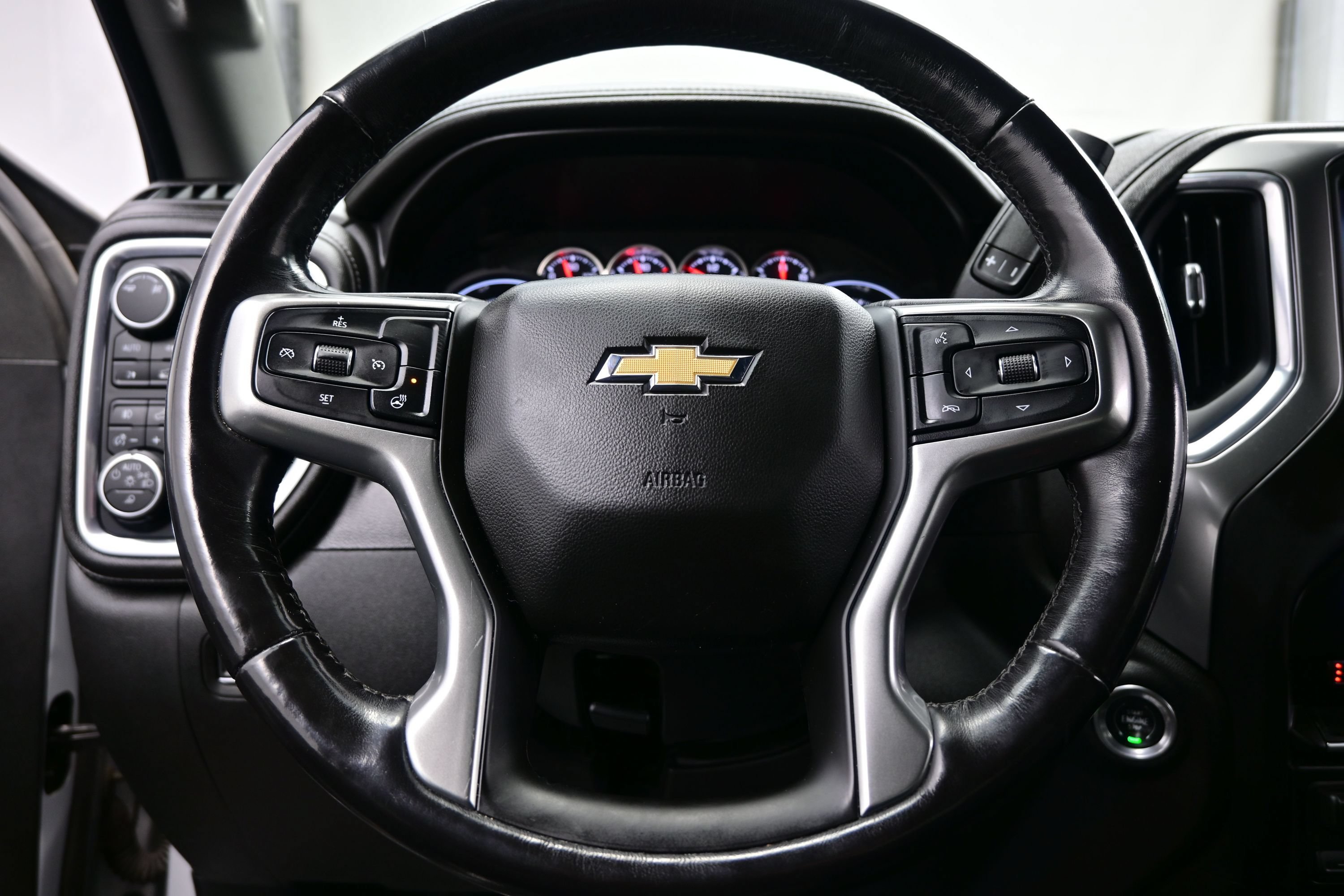 Used 2019 Chevrolet Silverado 1500 LTZ w/ Max Trailering Package AWD/4WD image 21