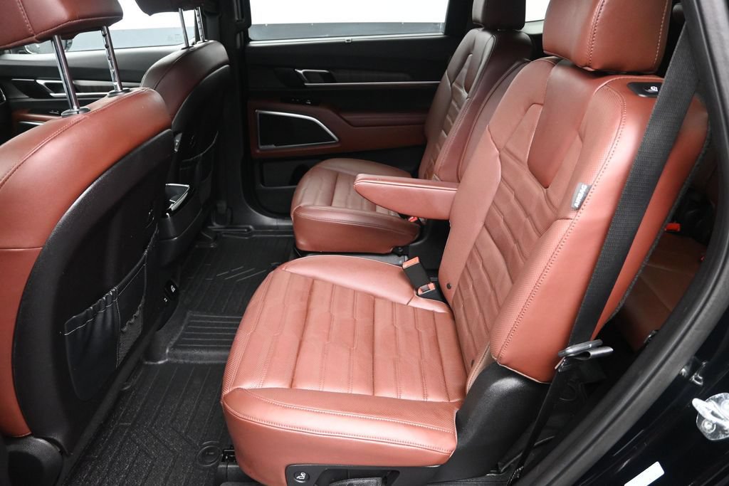 Certified 2025 Kia Telluride SX Prestige AWD/4WD image 31