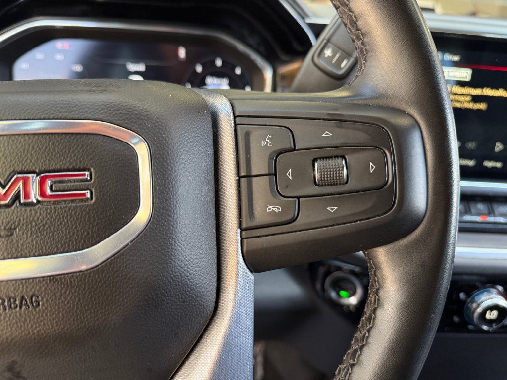 Used 2025 GMC Sierra 1500 SLT AWD/4WD image 24