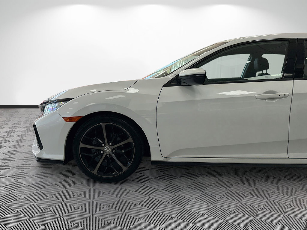 Used 2021 Honda Civic Sport Touring image 5