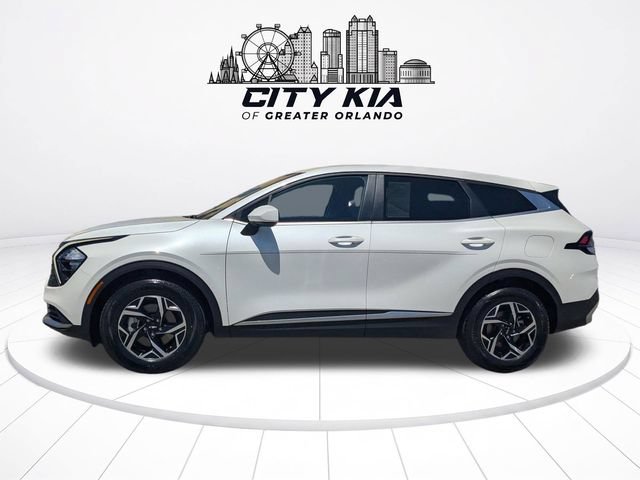 Certified 2023 Kia Sportage LX FWD image 2
