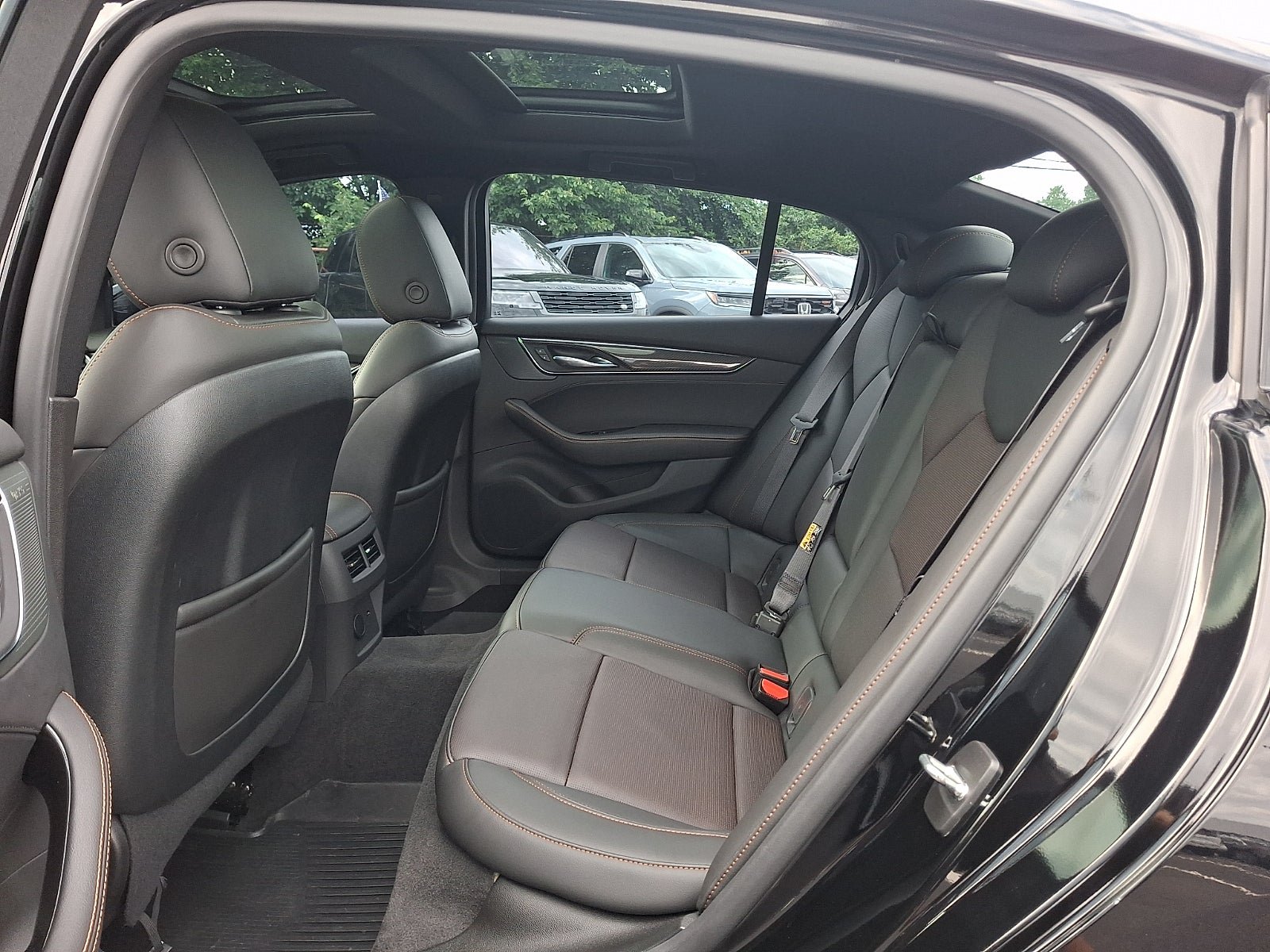 Certified 2025 Cadillac CT5 Sport w/ Sun And Sound Package AWD/4WD image 23