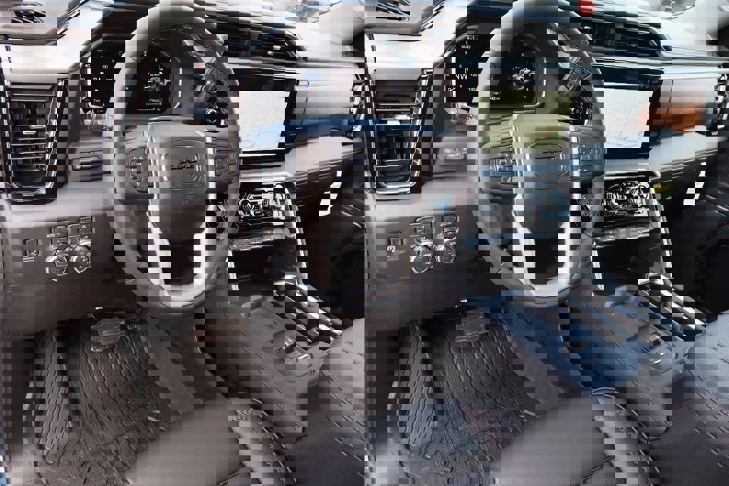 New 2026 GMC Sierra 2500 Denali w/ Denali Reserve Package image 7