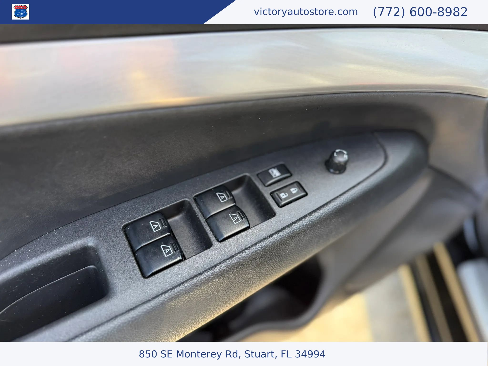 Used 2015 INFINITI Q40 w/ Moonroof Package RWD image 16