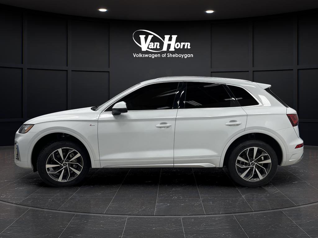 Used 2023 Audi Q5 2.0T Premium w/ Convenience Package image 12