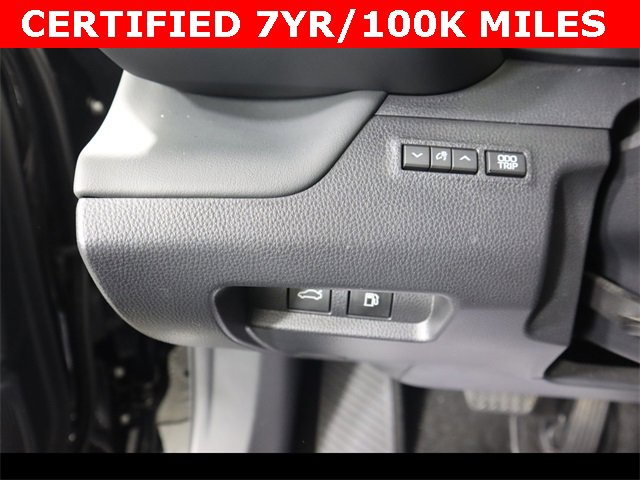 Used 2024 Toyota Crown XLE image 24