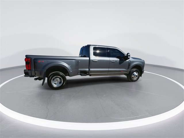 Certified 2025 Ford F350 Platinum w/ Platinum Plus Package image 12
