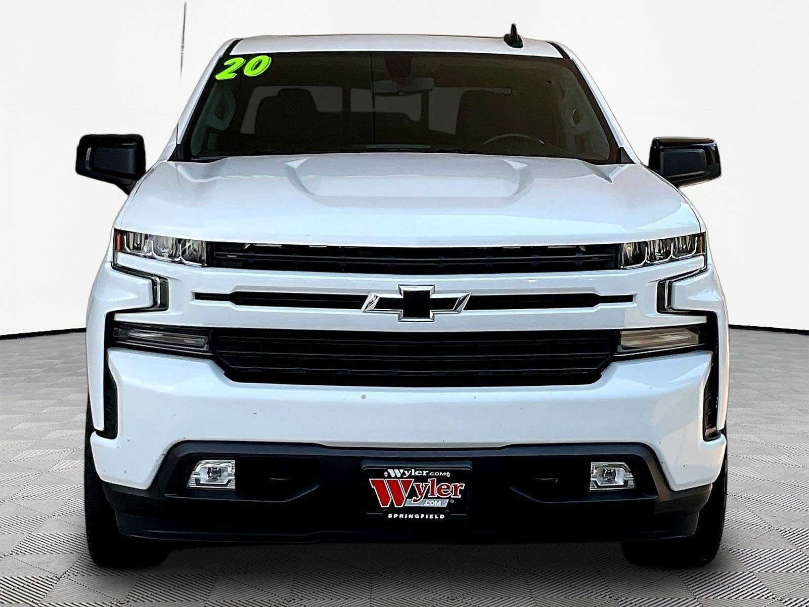 Used 2020 Chevrolet Silverado 1500 RST AWD/4WD image 2