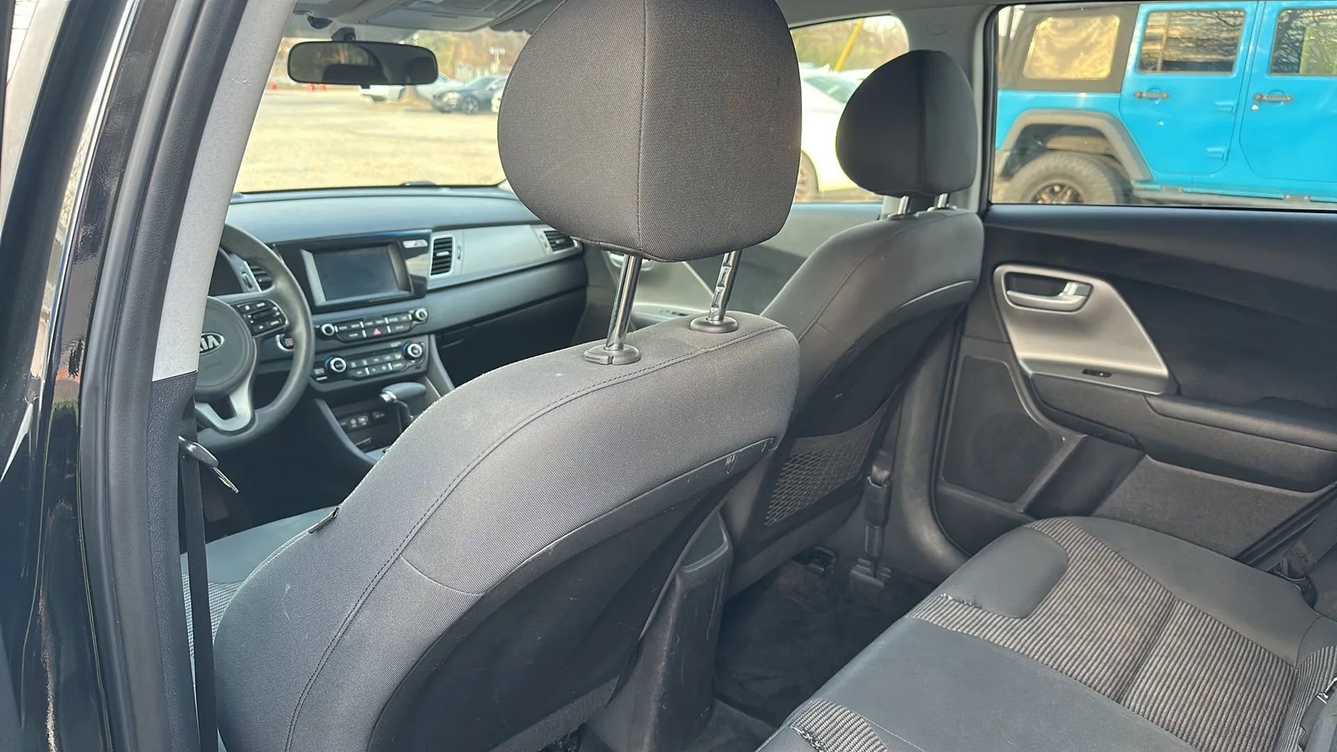 Used 2019 Kia Niro LX image 15