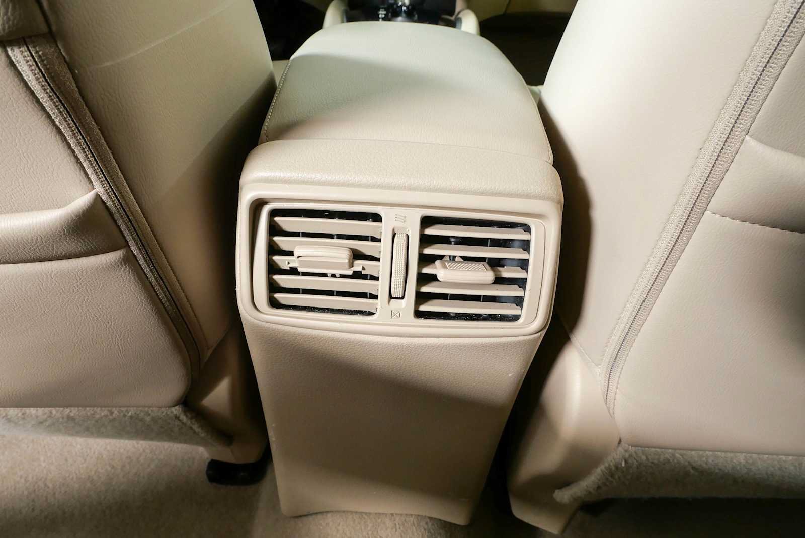 Used 2014 Nissan Rogue SL w/ SL Premium Package FWD image 18