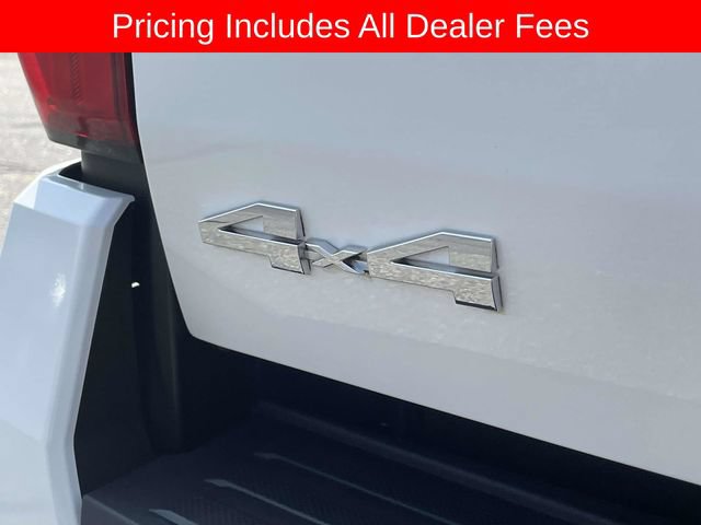 Used 2024 Toyota Tacoma SR5 AWD/4WD image 12