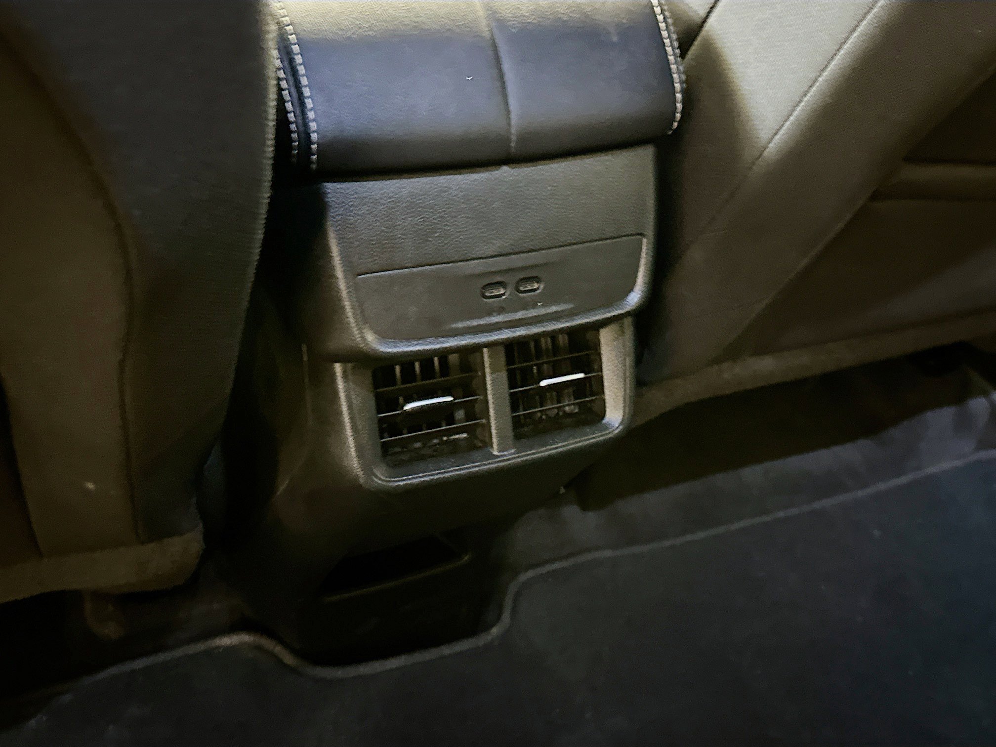 Used 2025 GMC Terrain Elevation image 28