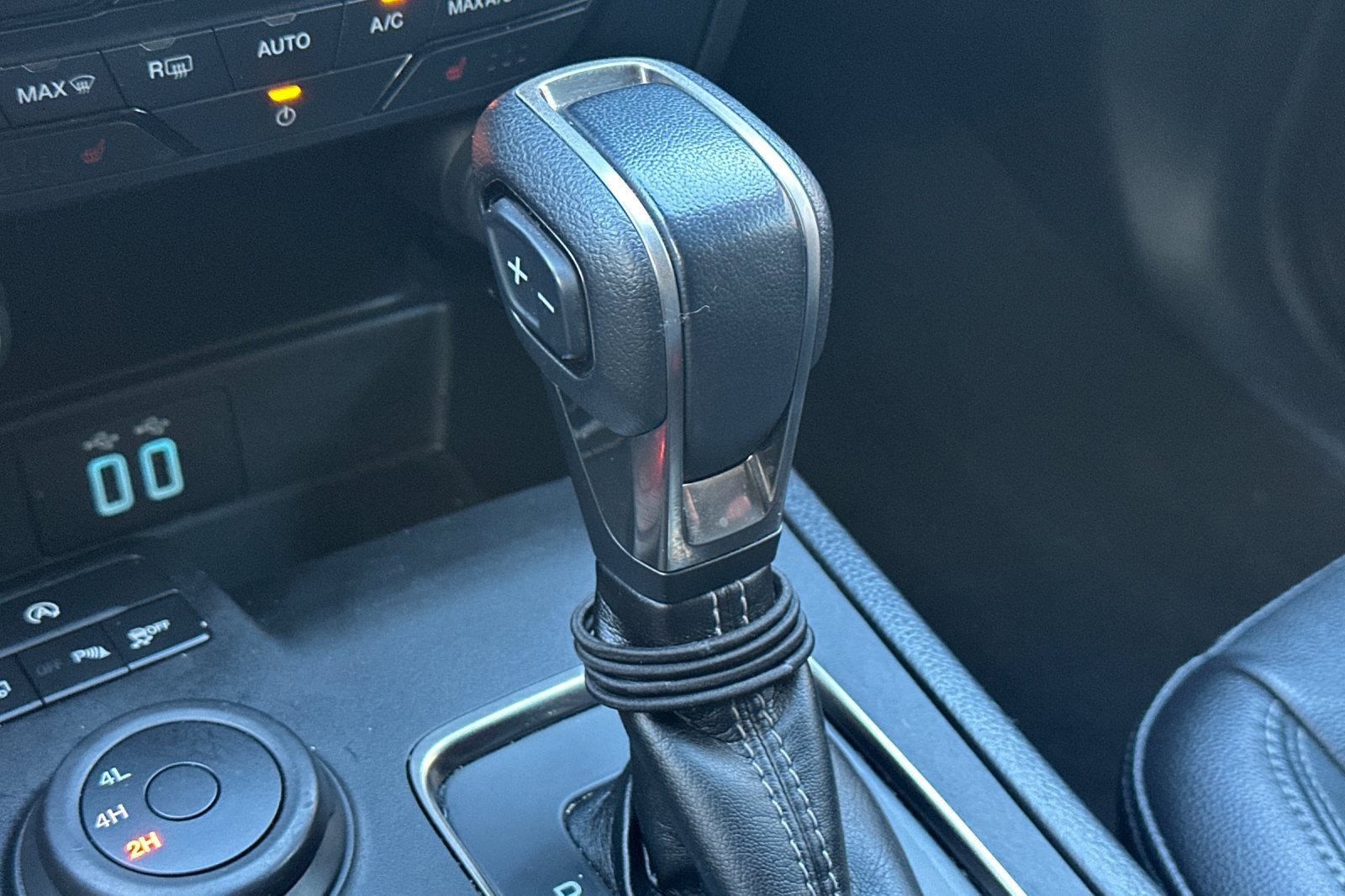 Used 2021 Ford Ranger Lariat w/ Equipment Group 501A High image 33