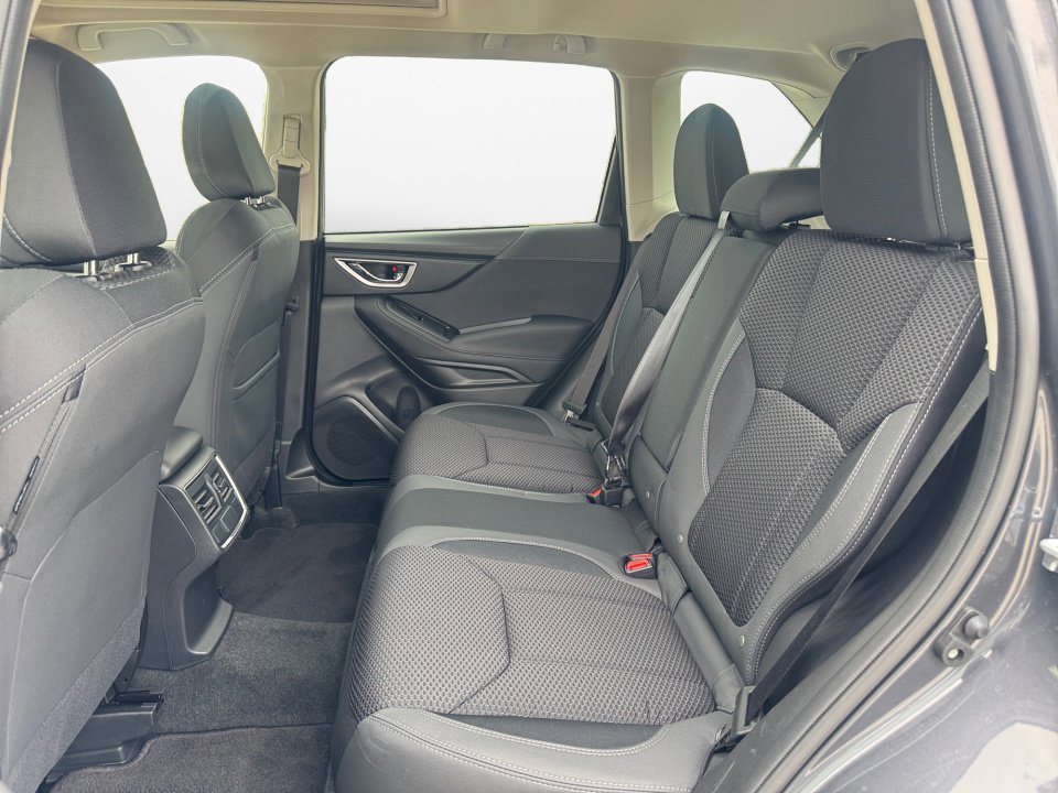 Used 2024 Subaru Forester Premium image 16