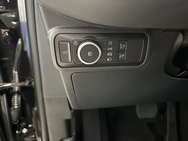 New 2026 Ford Explorer Active w/ Active Comfort Package image 24