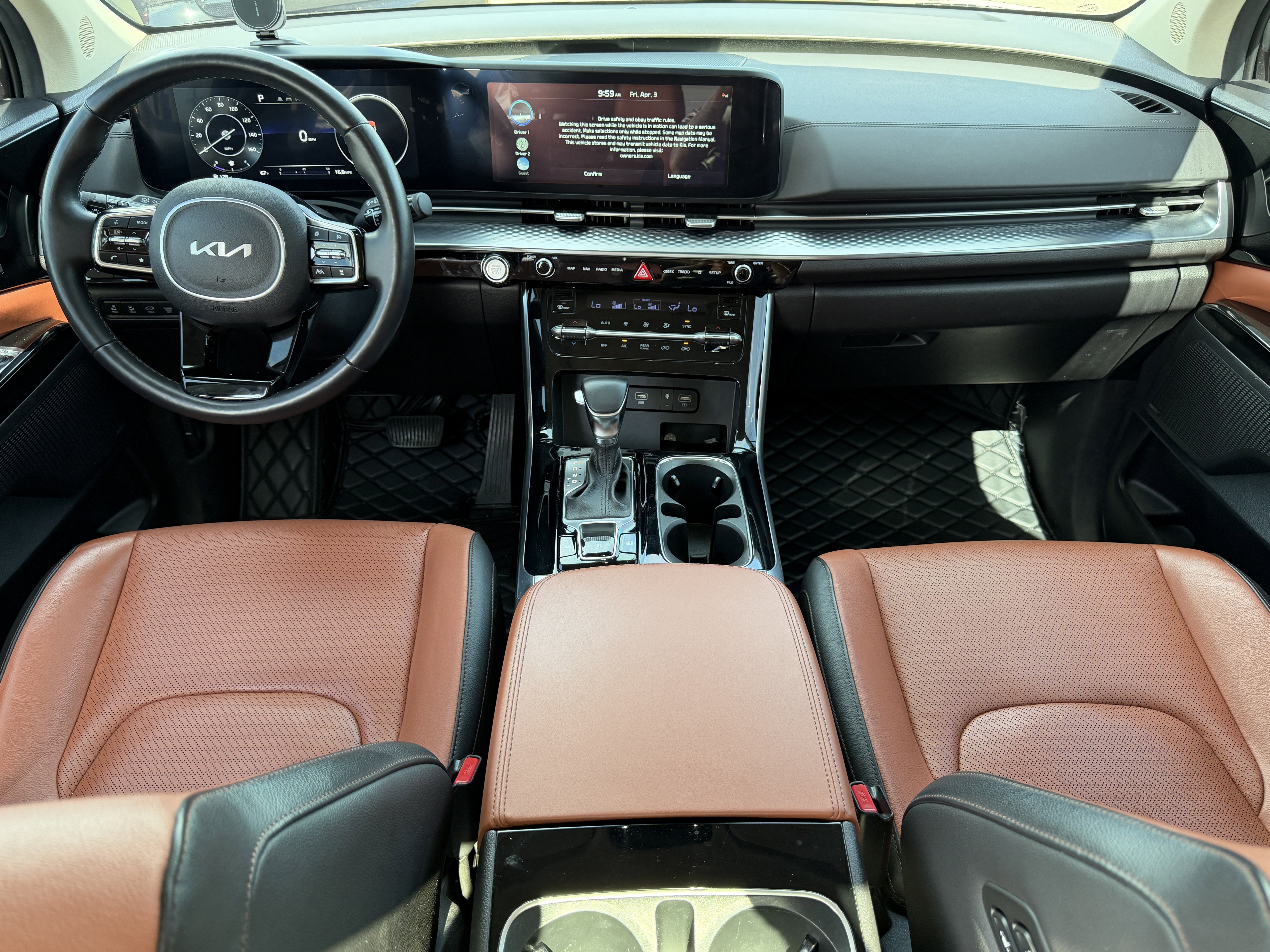 Used 2024 Kia Carnival SX Prestige image 28