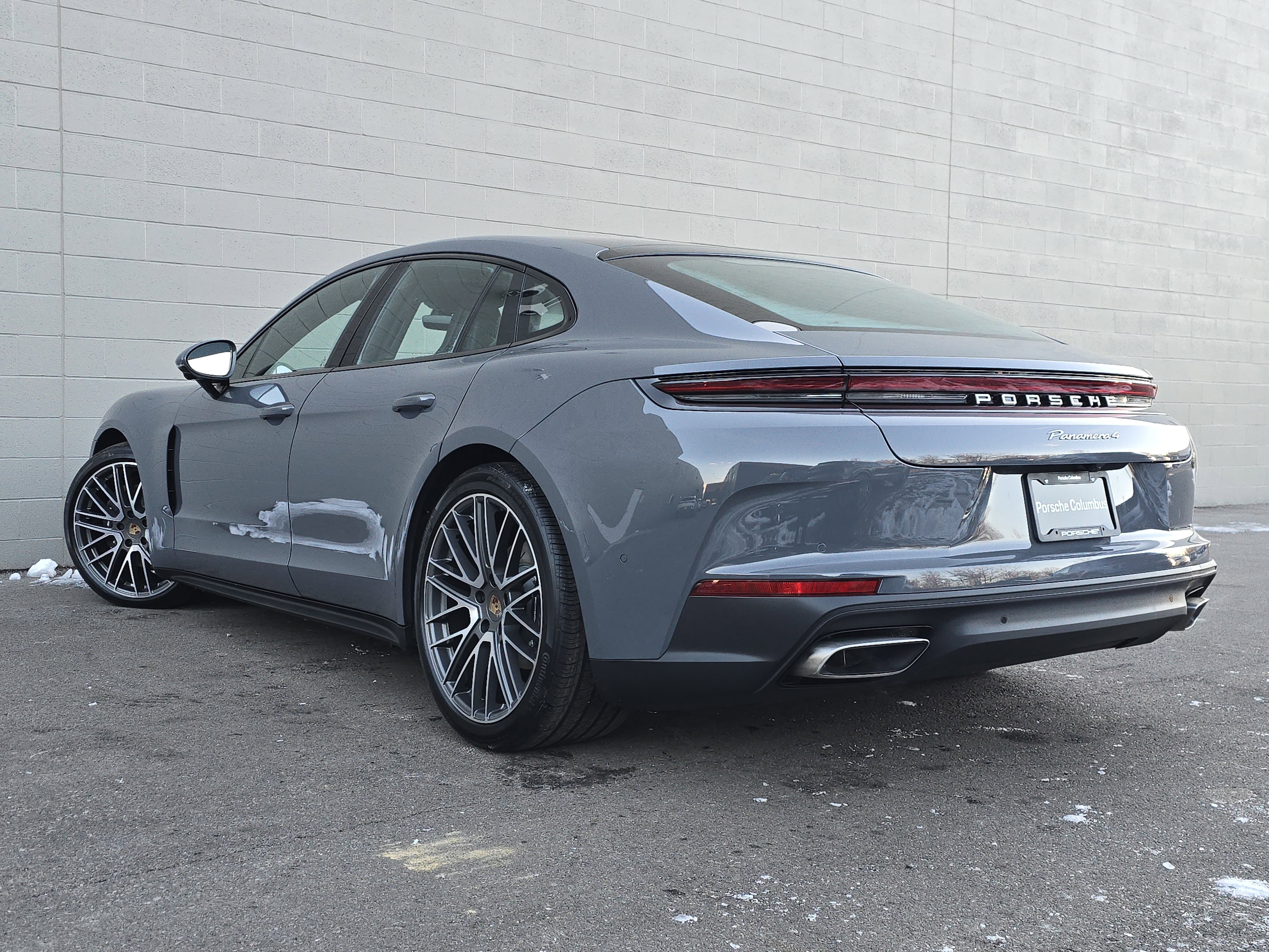 New 2026 Porsche Panamera 4 image 3